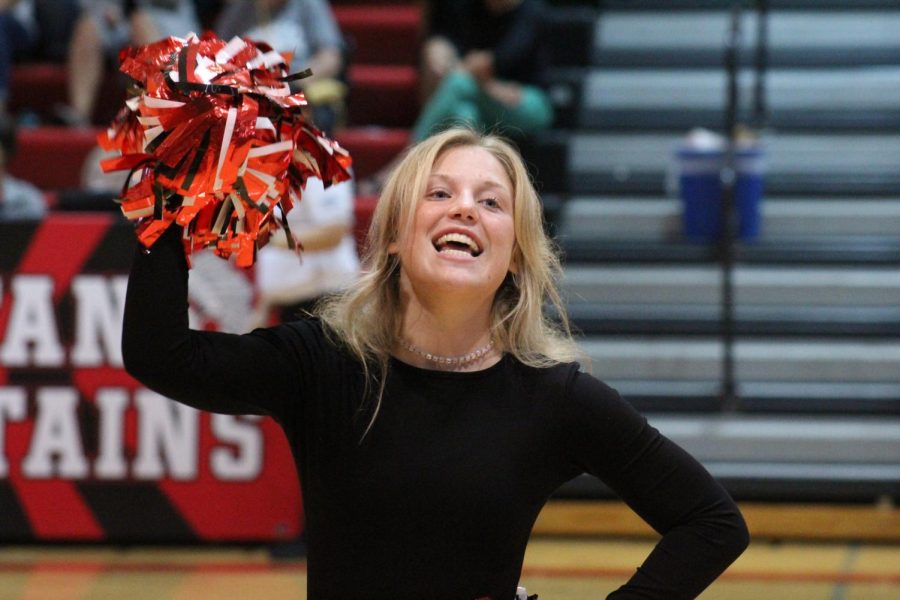 Coaching changes bring new opportunities for cheer team