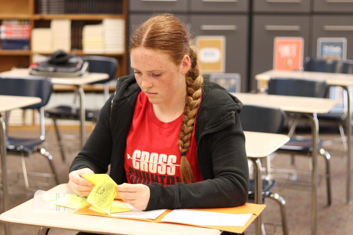 Senior Alexis Pehrson studies her note cards. This year, each Chieftain Time class is separated by grade level.